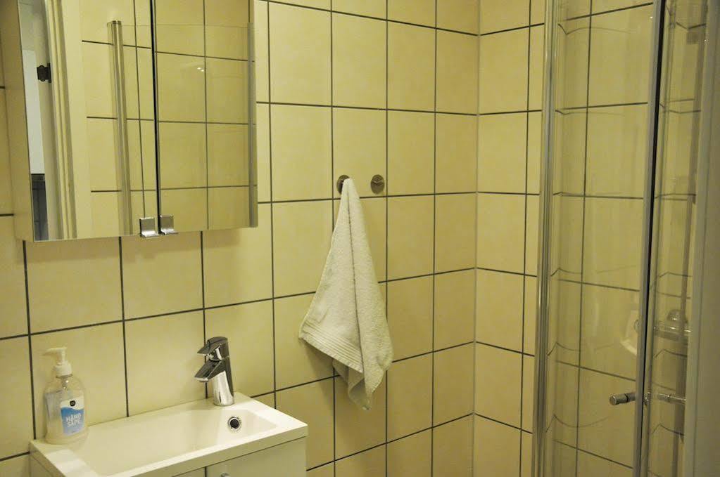 Svartisen Apartments Glomfjord Экстерьер фото